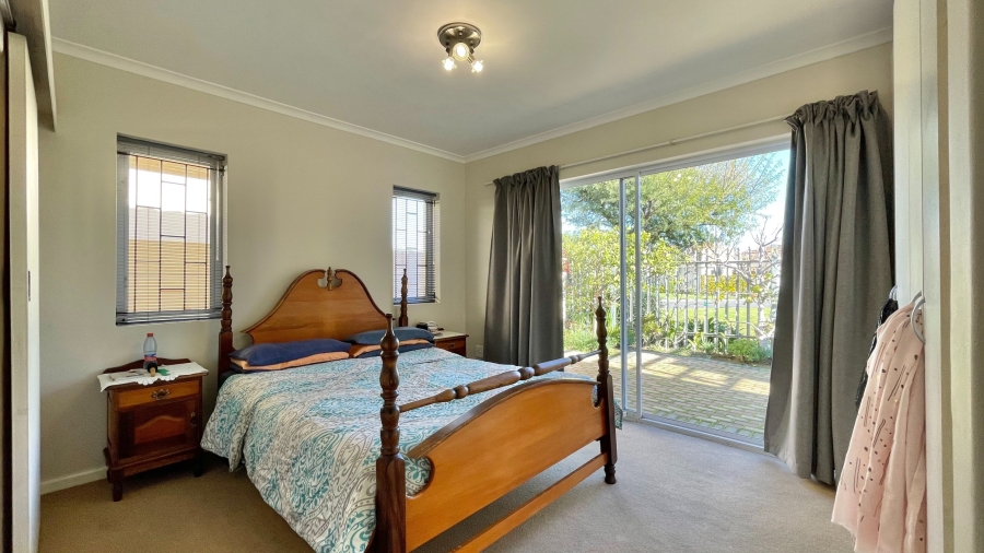 2 Bedroom Property for Sale in Strand South Western Cape